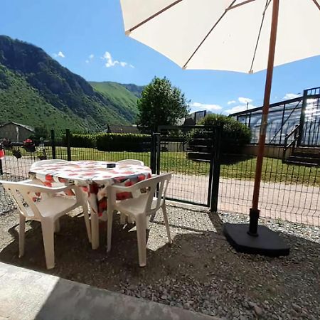 Escapade Montagne En Famille, Appartement Cosy Avec Piscine Couverte Bielle Eksteriør billede