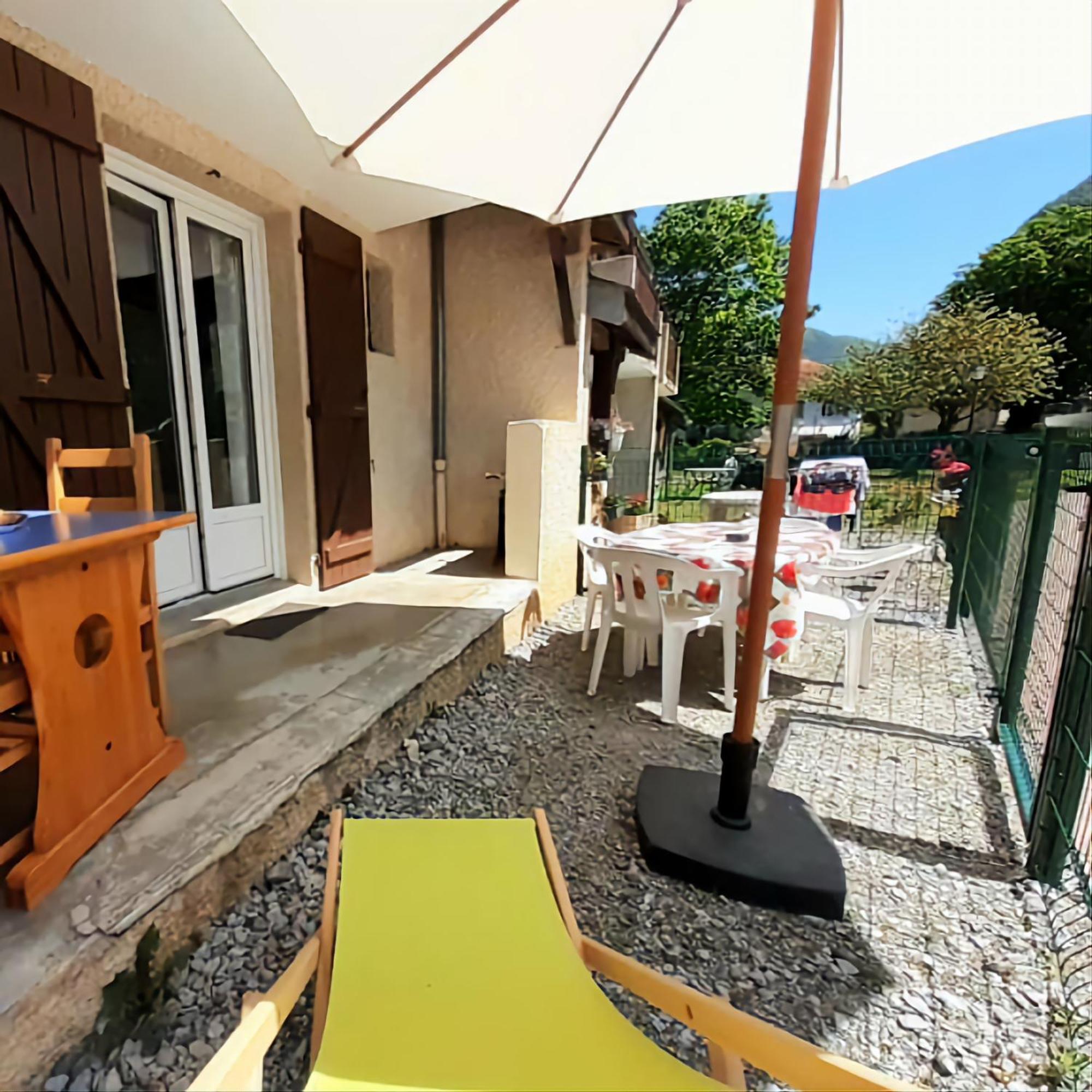 Escapade Montagne En Famille, Appartement Cosy Avec Piscine Couverte Bielle Eksteriør billede