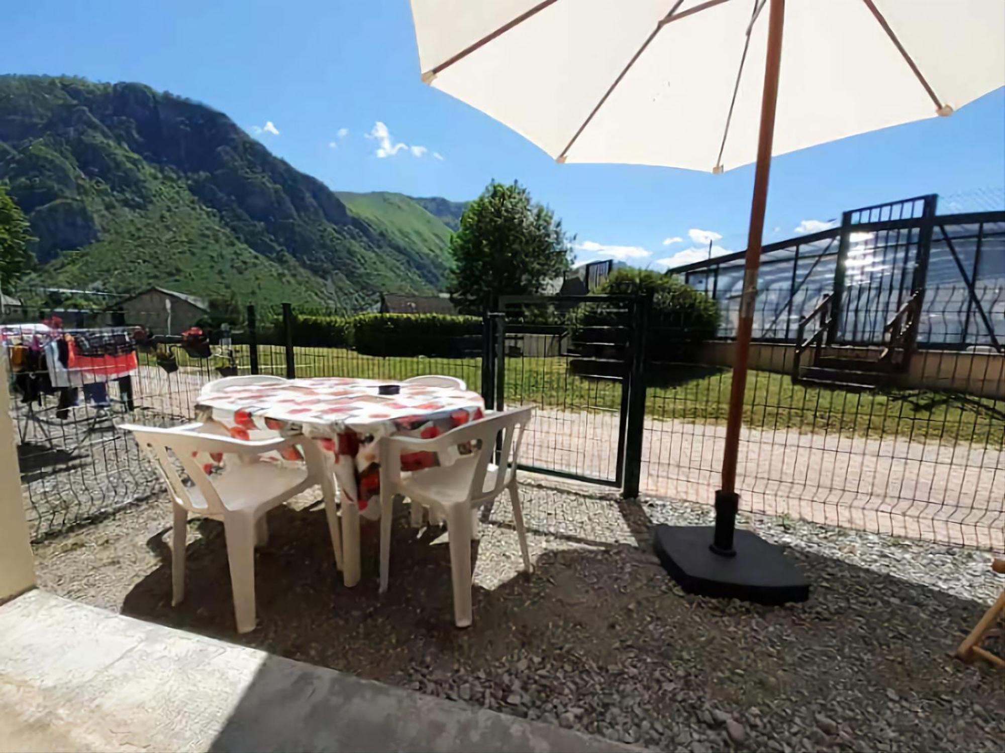 Escapade Montagne En Famille, Appartement Cosy Avec Piscine Couverte Bielle Eksteriør billede